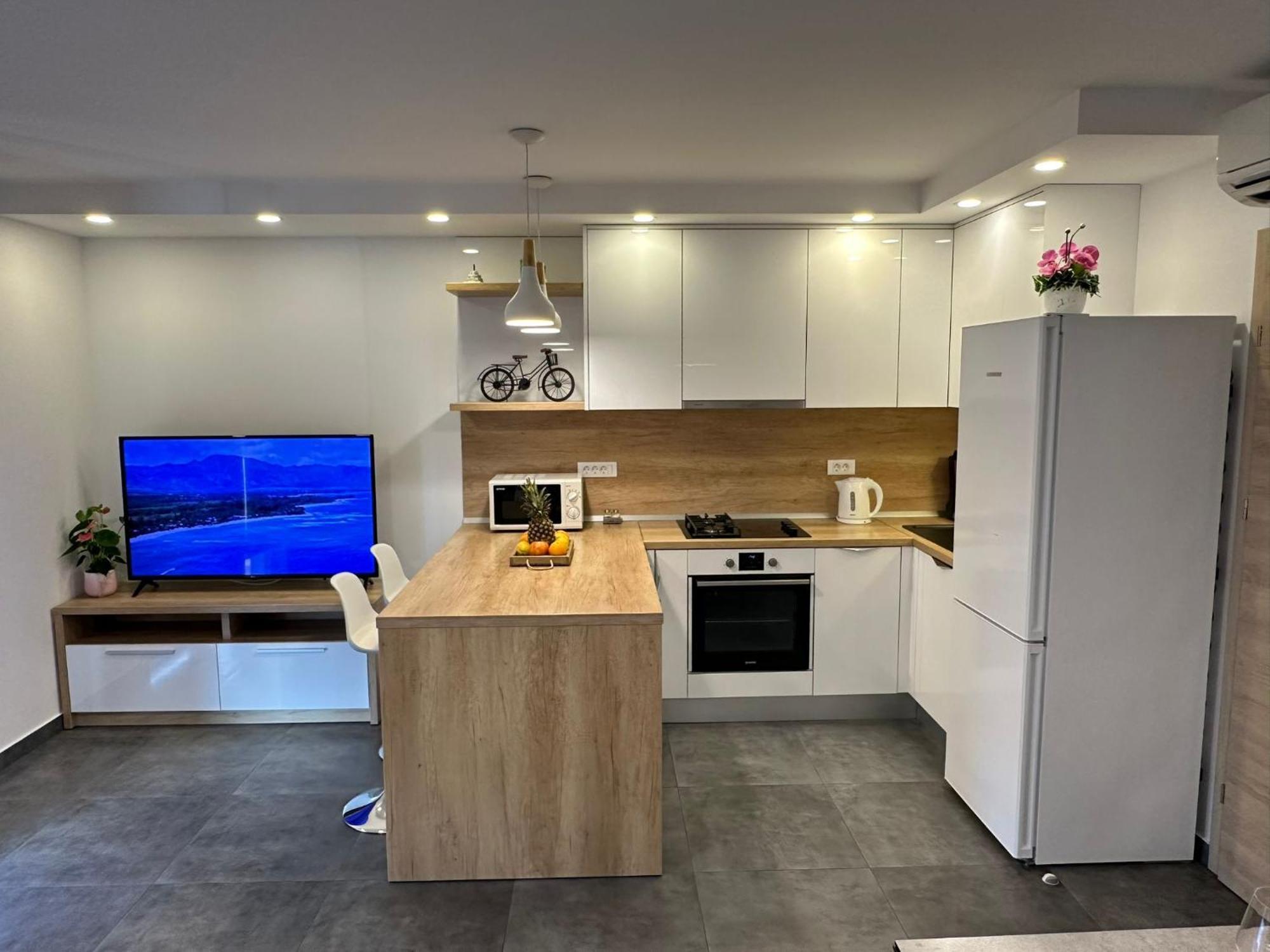 Apartment Ante Брела Екстериор снимка